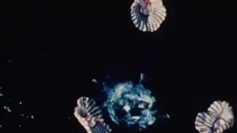 1962.. B 58A ESCAPE CAPSULE, CHIMP AND MAN EJECTIONS (38) Vídeos de archivo 236663307