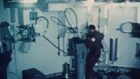 1962.. B 58A ESCAPE CAPSULE, CHIMP AND MAN EJECTIONS (41) Vídeos de archivo 236663315