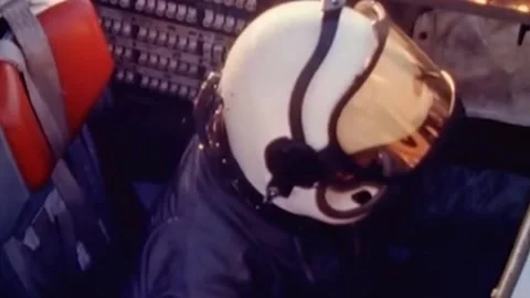 1962.. B 58A ESCAPE CAPSULE, CHIMP AND MAN EJECTIONS (66) Vídeos de archivo 236663379