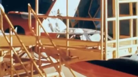 1962.. B 58A ESCAPE CAPSULE, CHIMP AND MAN EJECTIONS (68) Vídeos de archivo 236663383