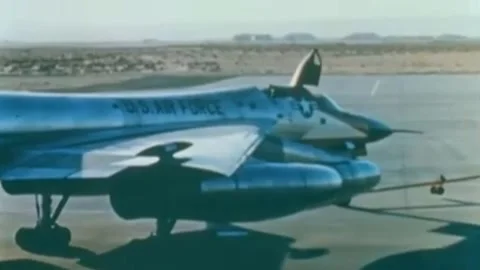 1962.. B 58A ESCAPE CAPSULE, CHIMP AND MAN EJECTIONS (70) Vídeos de archivo 236663388