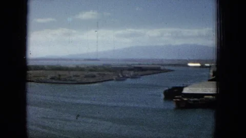 1965: EASTER MOLOKAI WHALES BEACH PARADE ALOHA TOWER. See Water Movie Showing Vídeos de archivo 120820657