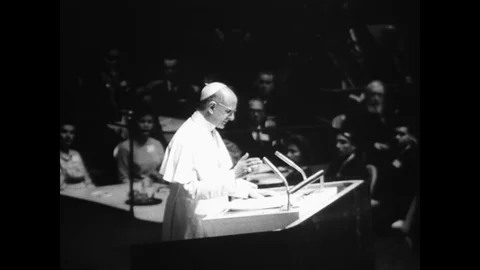 1965 - Pope Paul VI concludes a speech in French for the UN General Assembly, Stock Footage 137256668