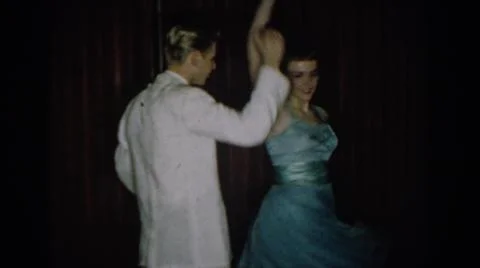 1965:SAINT LOUIS MISSOURI USA. Dança Celebração Aliança Alegria Pessoas Stock Photos
