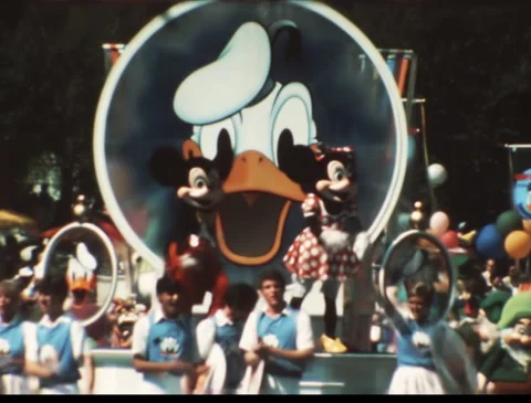 1966 Fun with Mickey und Minnie in Disneyland Anaheim, USA Stock Footage 170724810