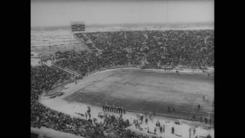 1958-Chicago Cardinals-Cleveland Browns , Stock Video