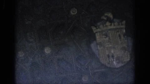 1966:SPAIN. An Old Aztec Structure Surrounded By Beautiful Green Palm Trees Fotos de archivo