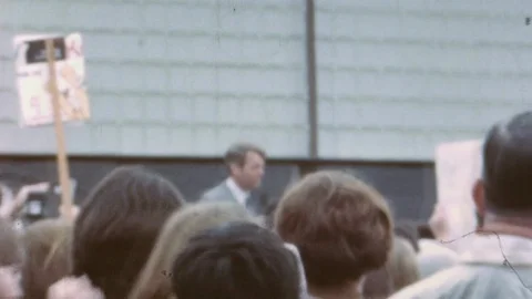 1968 Robert Kennedy Campaign Train Oregon: Speech To The Crowd speech Видео 99727499
