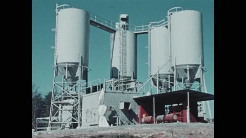 1970s: Dials, knobs, and indicators on the control panel. Radioactive waste 스톡 동영상 234545942