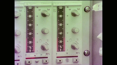1970s: Knobs, dials, numbers and lights on lab equipment. 스톡 동영상 90349140