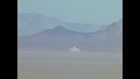 1979-Rocket Car / Sonic Speed / Stan Barrett / USA / 1979 Vídeos de archivo 77842457