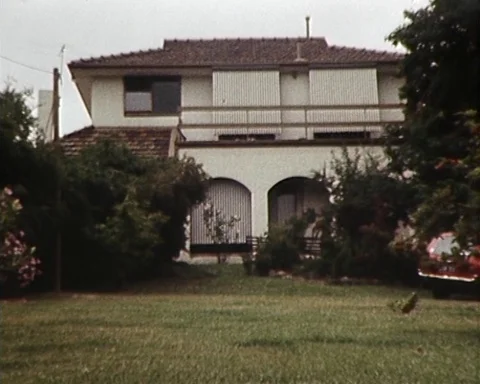 1981: Upper Class Melbourne Suburban Homes  Stock Footage 98766596