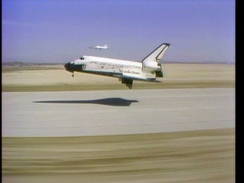 1982-Space Shuttle / Columbia / USA / 1982 Stock Footage