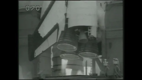 1990s: Space Shuttle launches into space. Astronauts in zero gravity onboard 스톡 동영상 128213050