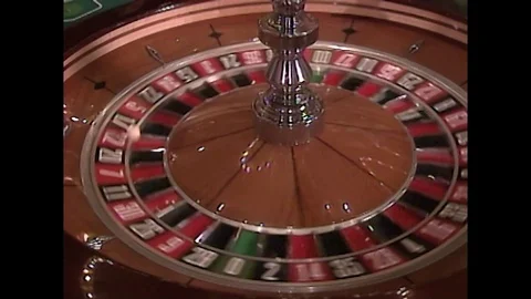 1991 | Las Vegas - High Roller Playing Roulette 動画素材 85994591