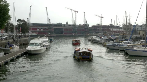 2 boats towards Mshed Vídeo Stock 41956993