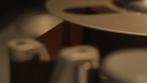 2-Inch Reel Close-up: Start 스톡 동영상 111233323