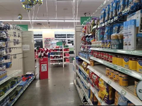 2 May 2026 Long Beach, California - Walking Inside of Grocery Retailer Store Stock Photos