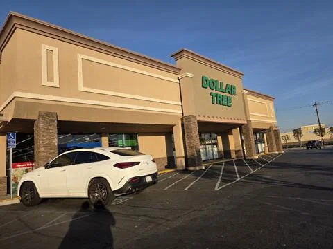 2 May 2026 Long Beach, California - Walking Inside of Grocery Retailer Store Photos