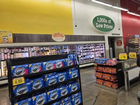 2 May 2026 Long Beach, California - Walking Inside of Grocery Retailer Store Stock Photos
