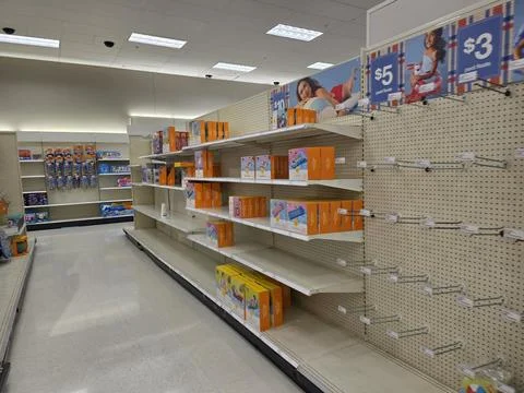 2 May 2026 Long Beach, California - Walking Inside of Grocery Retailer Store Stock Photos