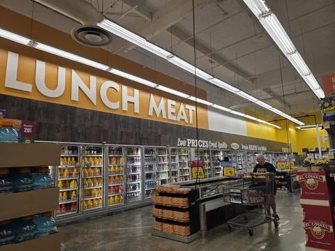 2 May 2026 Long Beach, California - Walking Inside of Grocery Retailer Store 写真素材