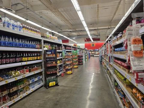 2 May 2026 Long Beach, California - Walking Inside of Grocery Retailer Store Stock Photos