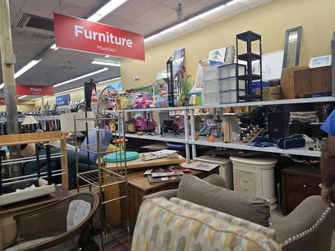 2 May 2026 Long Beach, California - Walking Inside of Grocery Retailer Store Stock Photos