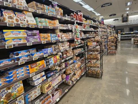 2 May 2026 Long Beach, California - Walking Inside of Grocery Retailer Store 写真素材