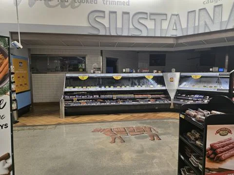 2 May 2026 Long Beach, California - Walking Inside of Grocery Retailer Store 库存照片