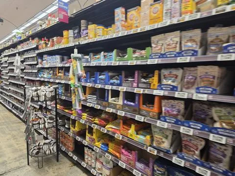 2 May 2026 Long Beach, California - Walking Inside of Grocery Retailer Store Фото