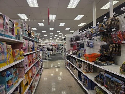 2 May 2026 Long Beach, California - Walking Inside of Grocery Retailer Store Stock Photos