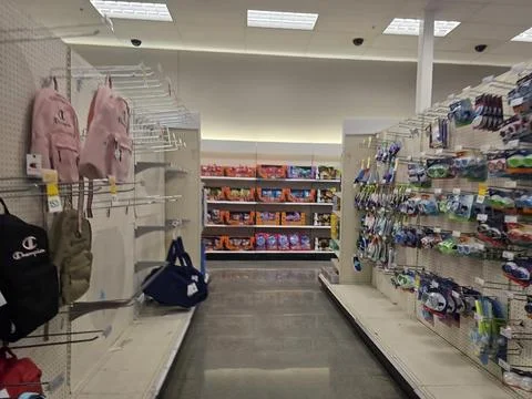 2 May 2026 Long Beach, California - Walking Inside of Target Retailer Store Fotos Stock