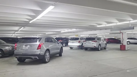 2 May 2026 Los Angeles, California - Driving Casino Parking Garage Building Vídeos de archivo 340474047