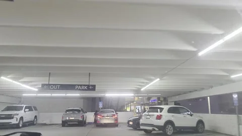 2 May 2026 Los Angeles, California - Driving Casino Parking Garage Building Vídeos de archivo 340474694