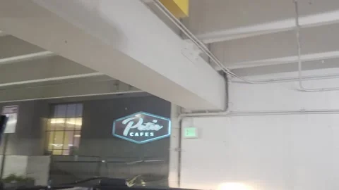 2 May 2026 Los Angeles, California - Driving Parking Garage Building Vídeos de archivo 340588525