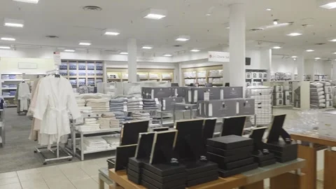 2 May 2026 Seattle, Washington - Walking Target Product Retailer 库存影片 338111086
