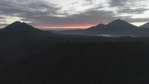 2 Mountain sunrise 動画素材 154298115