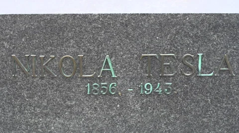 2 x angles of Statue of Nikola Tesla - dolly shot Stock Footage 40105459