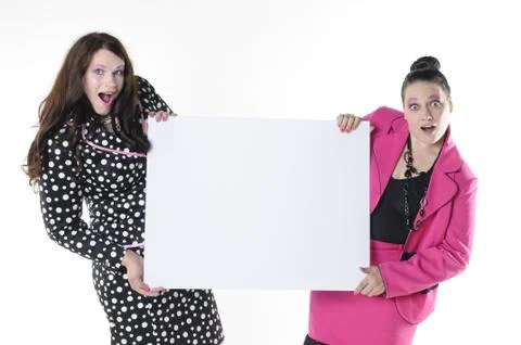 2 XXL models with an empty plate Foto stock