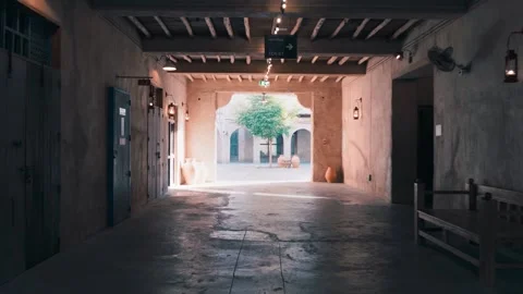 20/12/2022: Slow-motion scene of Old Heritage Market in Dubai Video stock 269690227