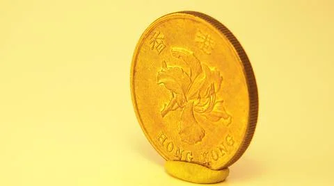 2014:.Coin On Table Spinning In Circle 스톡 사진