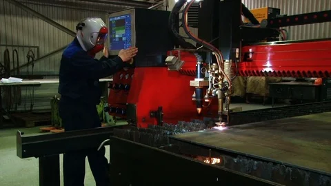 2016 work welding machine 動画素材 73833181