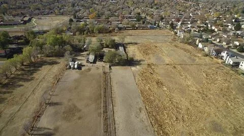 2016:HIDDEN LAKE COLORADO.Large Plot Without Construction And Some Trees And Fotos de archivo