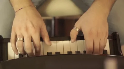 20170808160629 Stock Footage 111018665