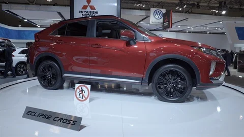 2018 Mitsubishi Eclipse Cross. 2018 CANADIAN  INTERNATIONAL AUTOSHOW. Stock Footage 86457673