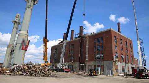 2020 Construction workers remove the smoke stacks during the historic Marine Video stock 138062750
