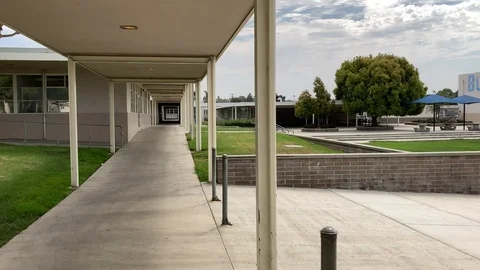 2020 - Schools are empty and abandoned during the Covid 19 coronavirus epidemic Vidéo 138060389