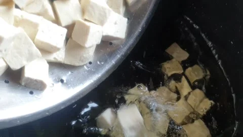 2020.0604 deep fried tofu Stock Footage 136495304