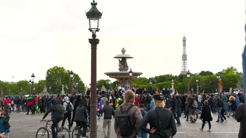 20200606 - BLM Paris Protests 4K Clip 20 Stock Footage 132316059